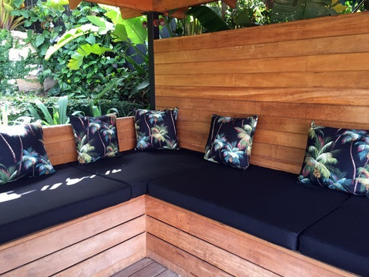 Outdoor Day bed Seating in Striking Black